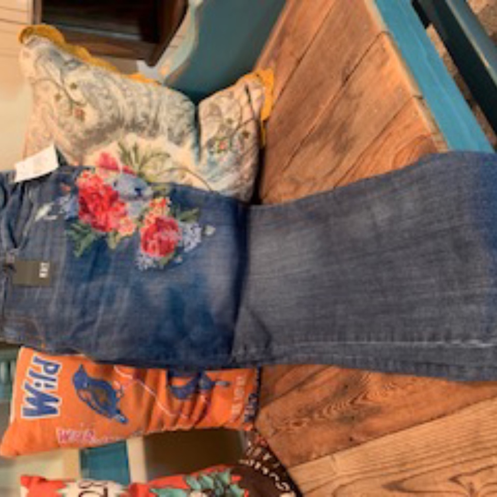 Kut from the Kloth embroidered Reese jeans 16